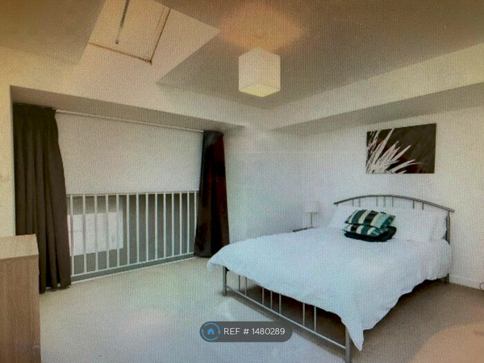 2 Bedroom Flat To Rent In Fraser House, Aberdeen, AB11