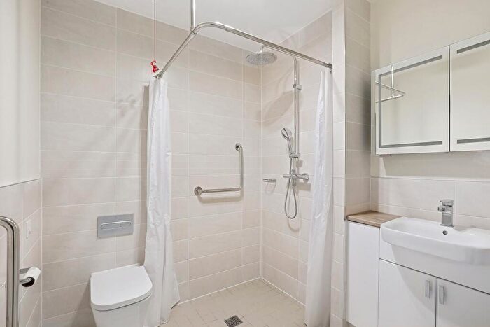 1 Bedroom Retirement Property To Rent In Trinity Road, Chipping Norton, Oxfordshire, OX7