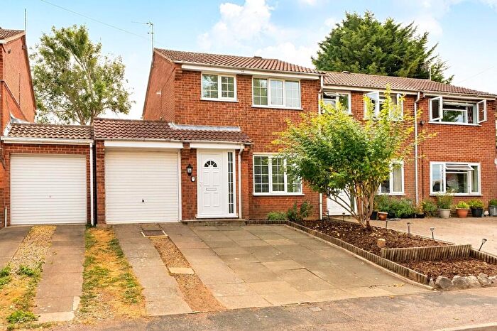 3 Bedroom Semi-Detached House For Sale In Edward Road, Fleckney, LE8