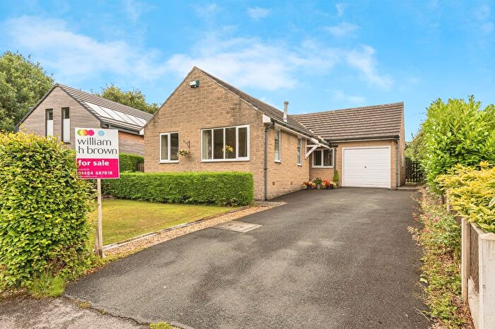 3 Bedroom Detached Bungalow For Sale In Broomhouse Close, Denby Dale, Huddersfield, HD8