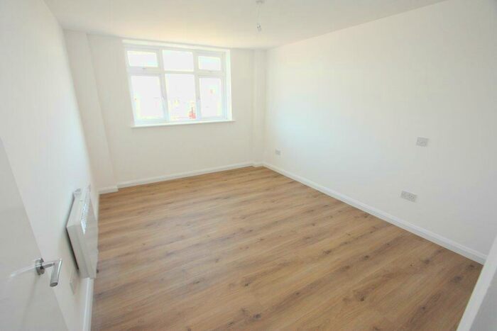 Flat To Rent In A Whitby Road, Ellesmere Port, CH65