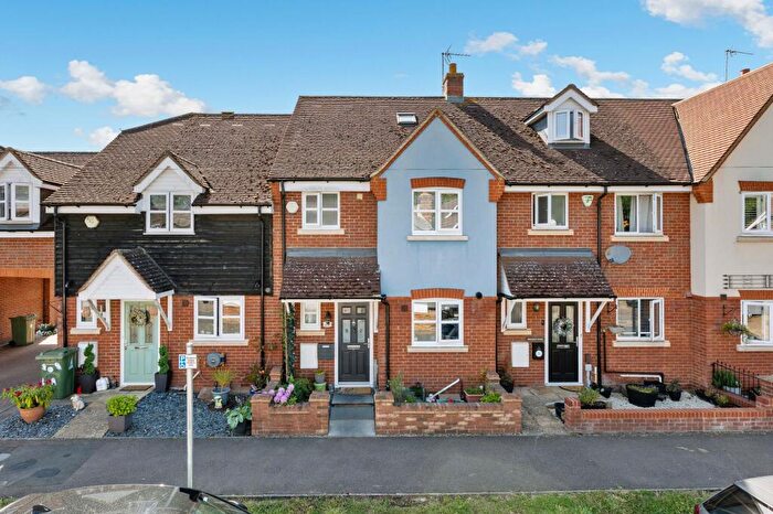 4 Bedroom Terraced House For Sale In Coppice Mead, Stotfold, SG5