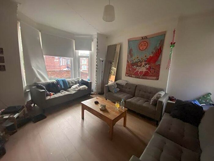 10 Bedroom Semi Detached House To Rent In Derby Road, Derby, DE72