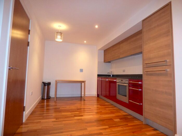 1 Bedroom Flat To Rent In Edgbaston Crescent, Birmingham, B5