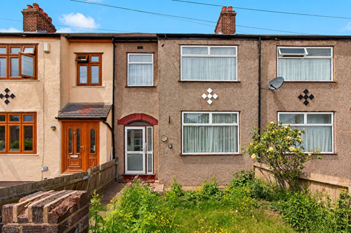 2 Bedroom Terraced House For Sale In Powys Close, Bexleyheath, DA7