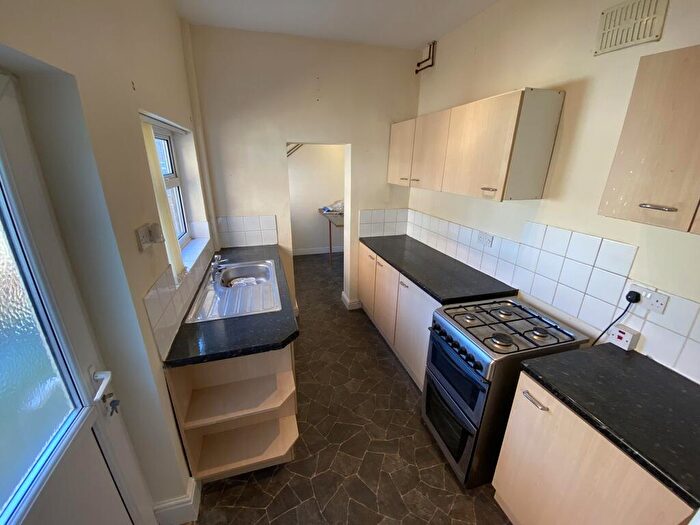 3 Bedroom End Of Terrace House For Sale In Pillard House Lane, Gainsborough, Lincolnshire, DN21