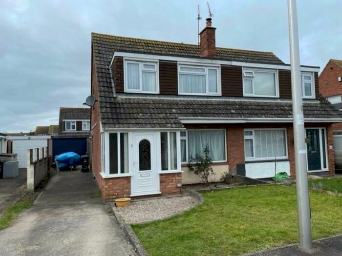 3 Bedroom House To Rent In Homefield Close, Locking, Weston-super-Mare, BS24