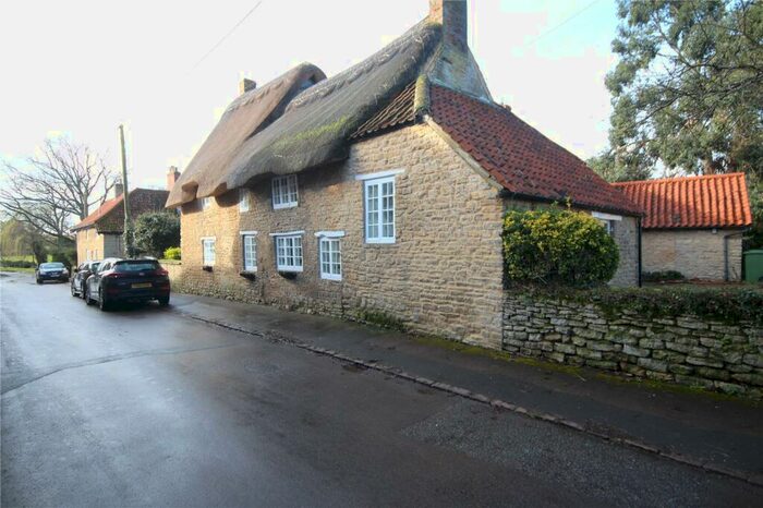 3 Bedroom Detached House To Rent In Easton Maudit, Northamptonshire, NN29