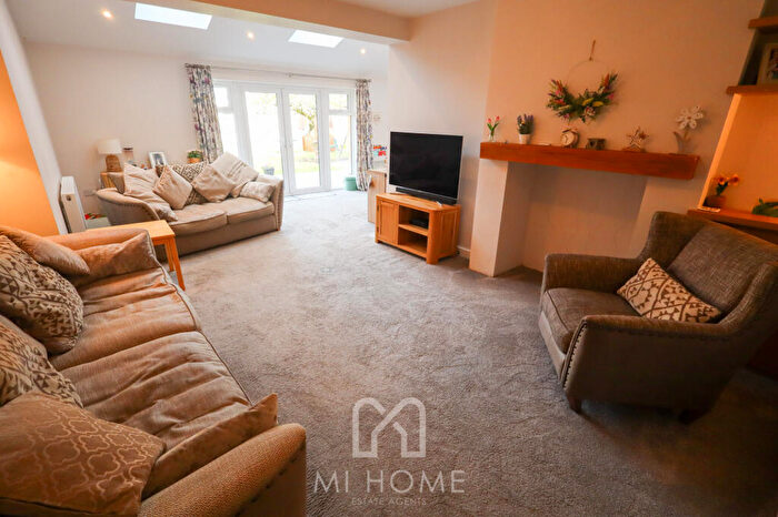 4 Bedroom Semi-Detached House For Sale In Stanagate, Clifton, Preston, PR4