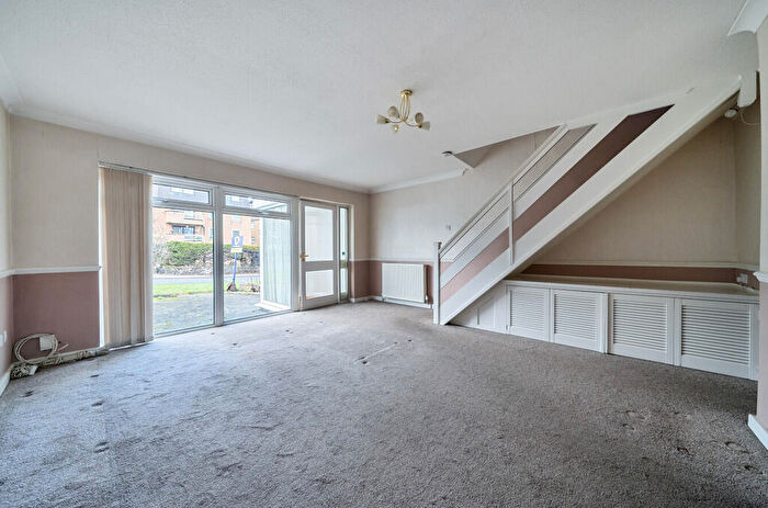 3 Bedroom Terraced House For Sale In Langford Place, Sidcup, DA14