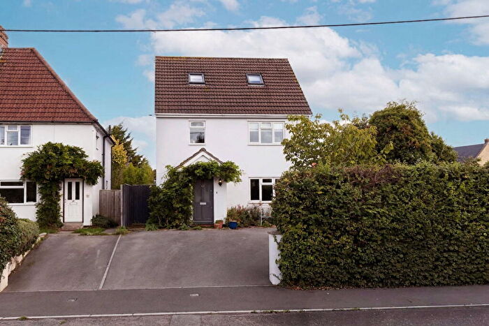 4 Bedroom Detached House For Sale In Warminster Road, Beckington, BA11