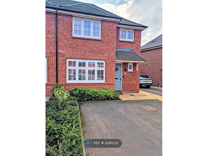 3 Bedroom Semi-Detached House To Rent In William Doody Close, Priorslee, Telford, TF2