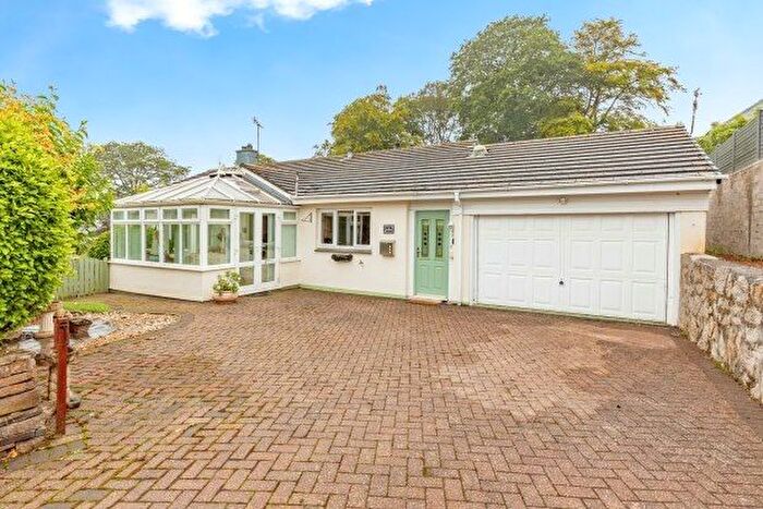 3 Bedroom Bungalow To Rent In Uplands Vean, Truro, TR1