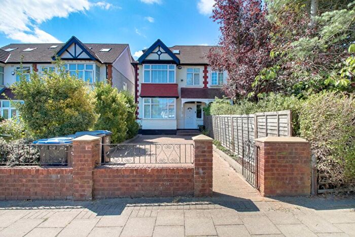 4 Bedroom Semi-Detached House For Sale In Harrow Road, Wembley, Brent, HA0