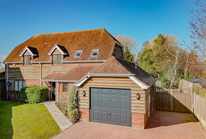4 Bedroom Detached House For Sale In Greenlees Close, Fareham, PO17