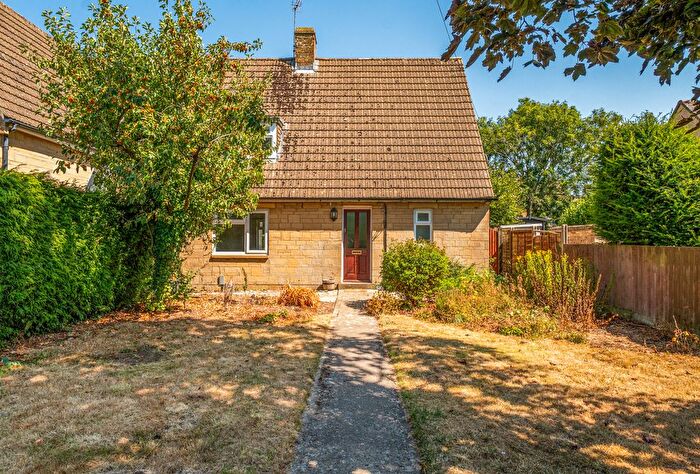 2 Bedroom Semi-Detached House For Sale In Stroud Road, Bisley, Stroud, Gloucestershire, GL6