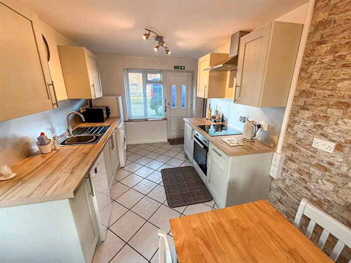 2 Bedroom Cottage For Sale In Four Crosses, Llanymynech, SY22