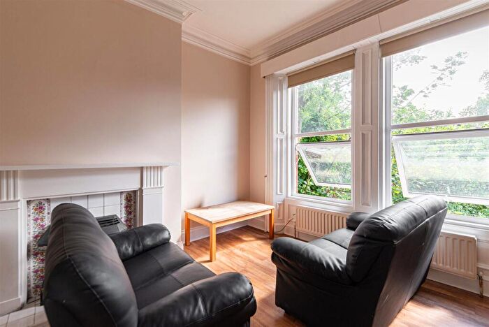 2 Bedroom Apartment To Rent In Grosvenor House, Jesmond, Newcastle Upon Tyne, NE2