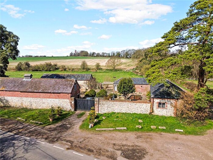 3 Bedroom Property For Sale In Racton, Chichester, PO18