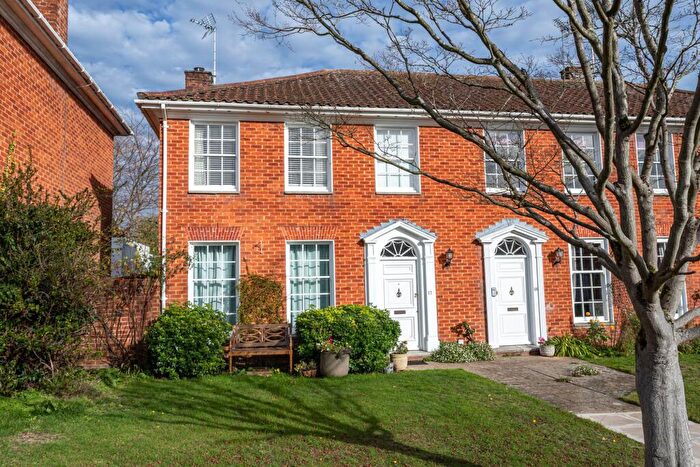 3 Bedroom End Of Terrace House For Sale In Weatherby Gardens, Hartley Wintney, RG27