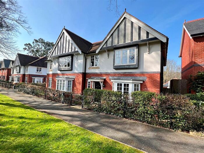 4 Bedroom Semi-Detached House For Sale In Covent Gardens, Colwall, Malvern, WR13