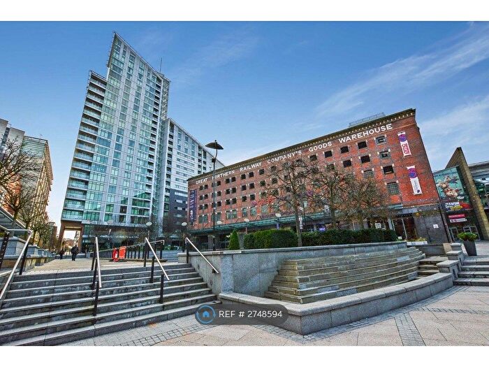 2 Bedroom Flat To Rent In Watson Street, Manchester, M3