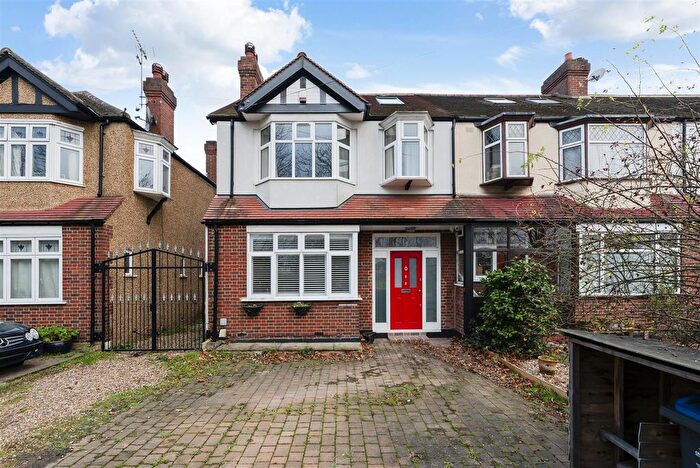 4 Bedroom Property To Rent In Westway Close, London, SW20