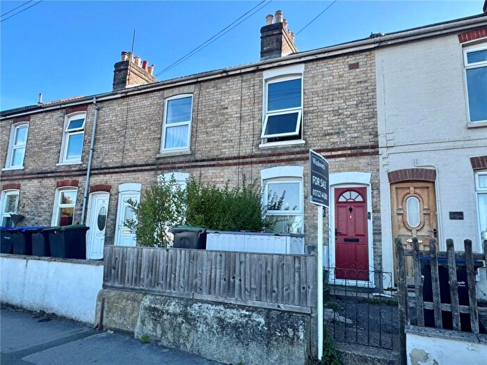 3 Bedroom Terraced House For Sale In Rampart Road, Salisbury, Wiltshire, SP1