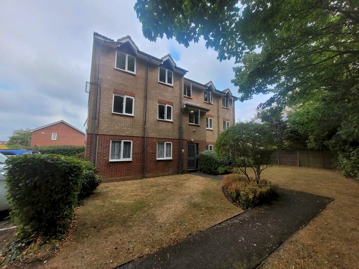1 Bedroom Flat To Rent In Sunbeam Way, Gosport, PO12