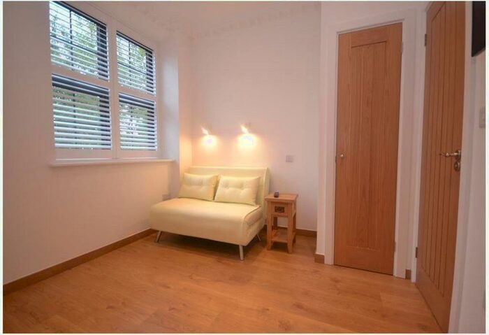 Studio To Rent In William Hall - Studio Whitley Street, Reading, RG2