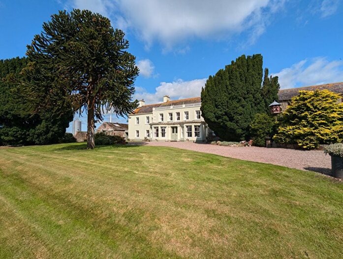 5 Bedroom Property For Sale In Thornby Villa, Thornby, CA7