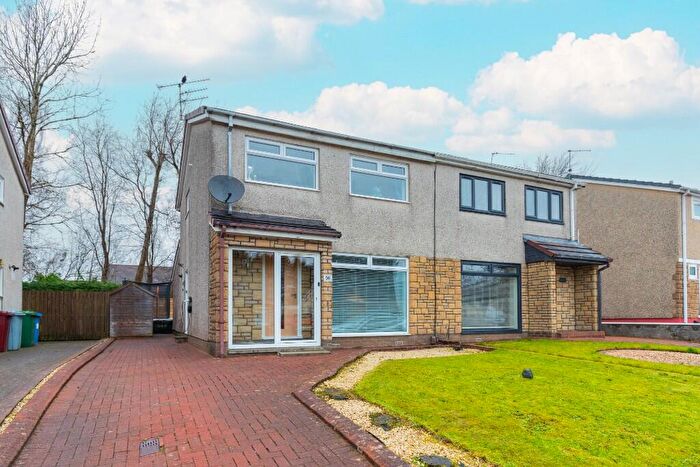 3 Bedroom Semi Detached House For Sale In Pitcairn Crescent, Glasgow, G75