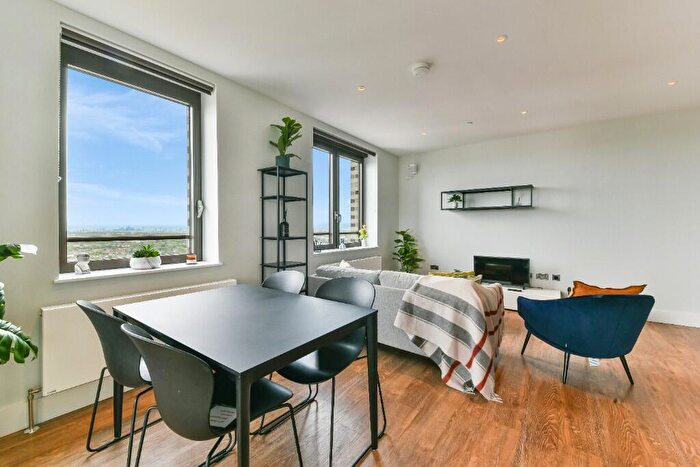 2 Bedroom Flat To Rent In Uncle Wembley, Park Lane, HA9