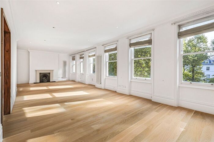 2 Bedroom Flat To Rent In Egerton Gardens, London, SW3