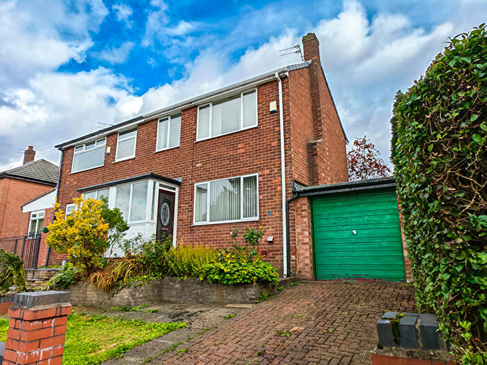 3 Bedroom Semi Detached House For Sale In Freshfield Avenue, Gee Cross, Hyde, SK14