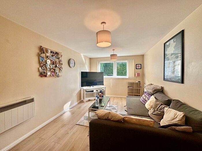 2 Bedroom Property To Rent In Lowbridge Court, Liverpool, L19