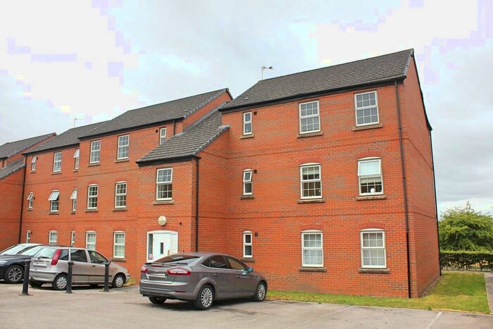 2 Bedroom Apartment To Rent In Weir Close, South Wigston, LE18