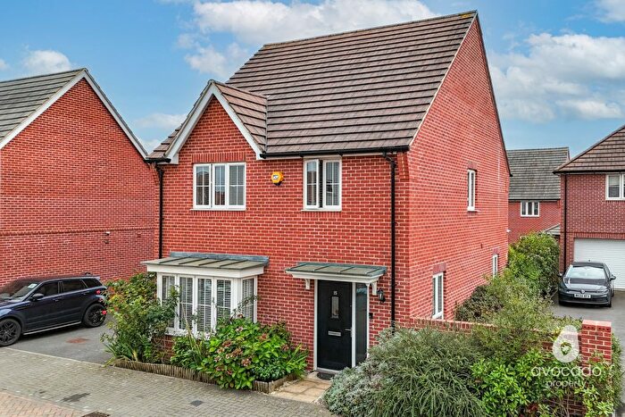 4 Bedroom Detached House For Sale In Newburgh Crescent, Shinfield Meadows, RG2