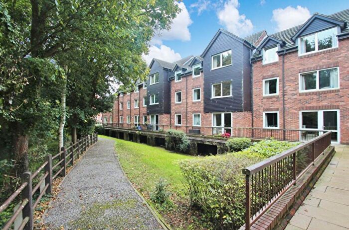 1 Bedroom Flat For Sale In Caldecott Road, Cygnet Court Caldecott Road, OX14
