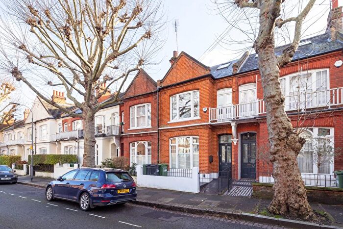 5 Bedroom Terraced House For Sale In Bettridge Road, Parsons Green, SW6