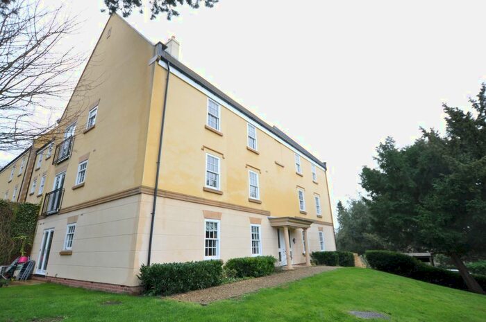 2 Bedroom Flat To Rent In The Grove, Browns Lane, Stonehouse, GL10