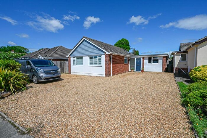 4 Bedroom Detached Bungalow For Sale In Parmiter Drive, Wimborne, BH21