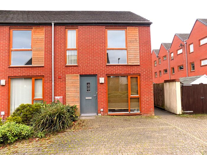 3 Bedroom End Of Terrace House To Rent In Clipper Court, Street, BA16