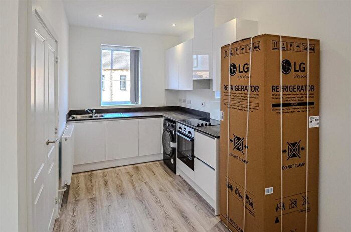 4 Bedroom Terraced House To Rent In Warwards Lane, Selly Oak, B29