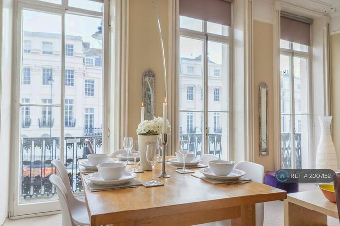 2 Bedroom Flat To Rent In Portland Place, Brighton, BN2