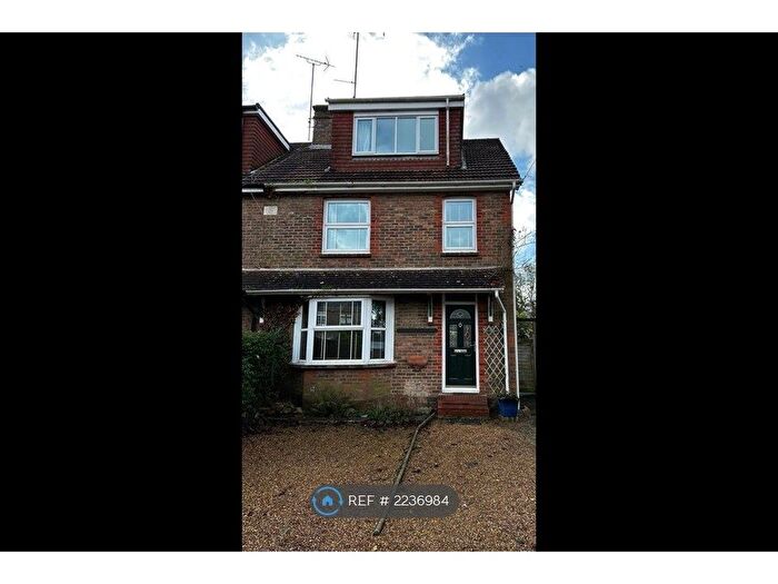 4 Bedroom Semi-Detached House To Rent In Scaynes Hill Road, Lindfield, Haywards Heath, RH16