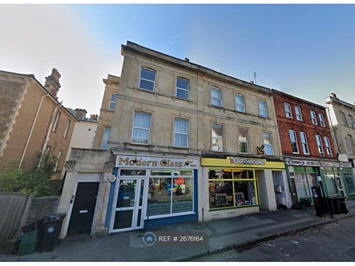 3 Bedroom Flat To Rent In Abbotsford Road, Bristol, BS6