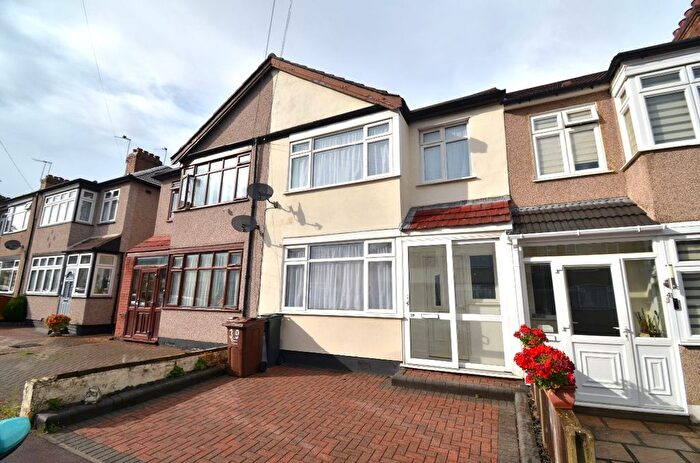 3 Bedroom Terraced House To Rent In Hamden Crescent, Dagenham, RM10
