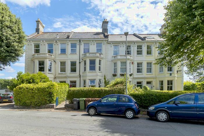 2 Bedroom Flat To Rent In Collingwood Villas, Stoke, Plymouth, PL1