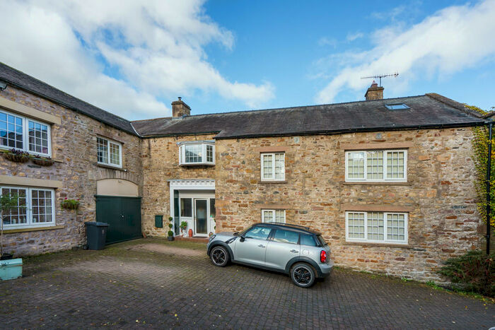 3 Bedroom Barn Conversion To Rent In Old Coach House, Cantsfield, Carnforth, Lancashire, LA6